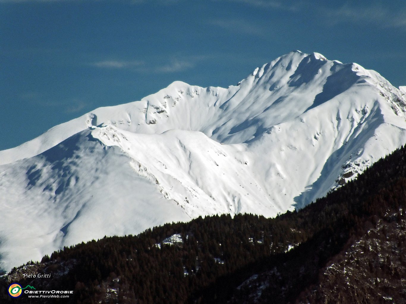 16 Zoom sul Menna innevato.JPG